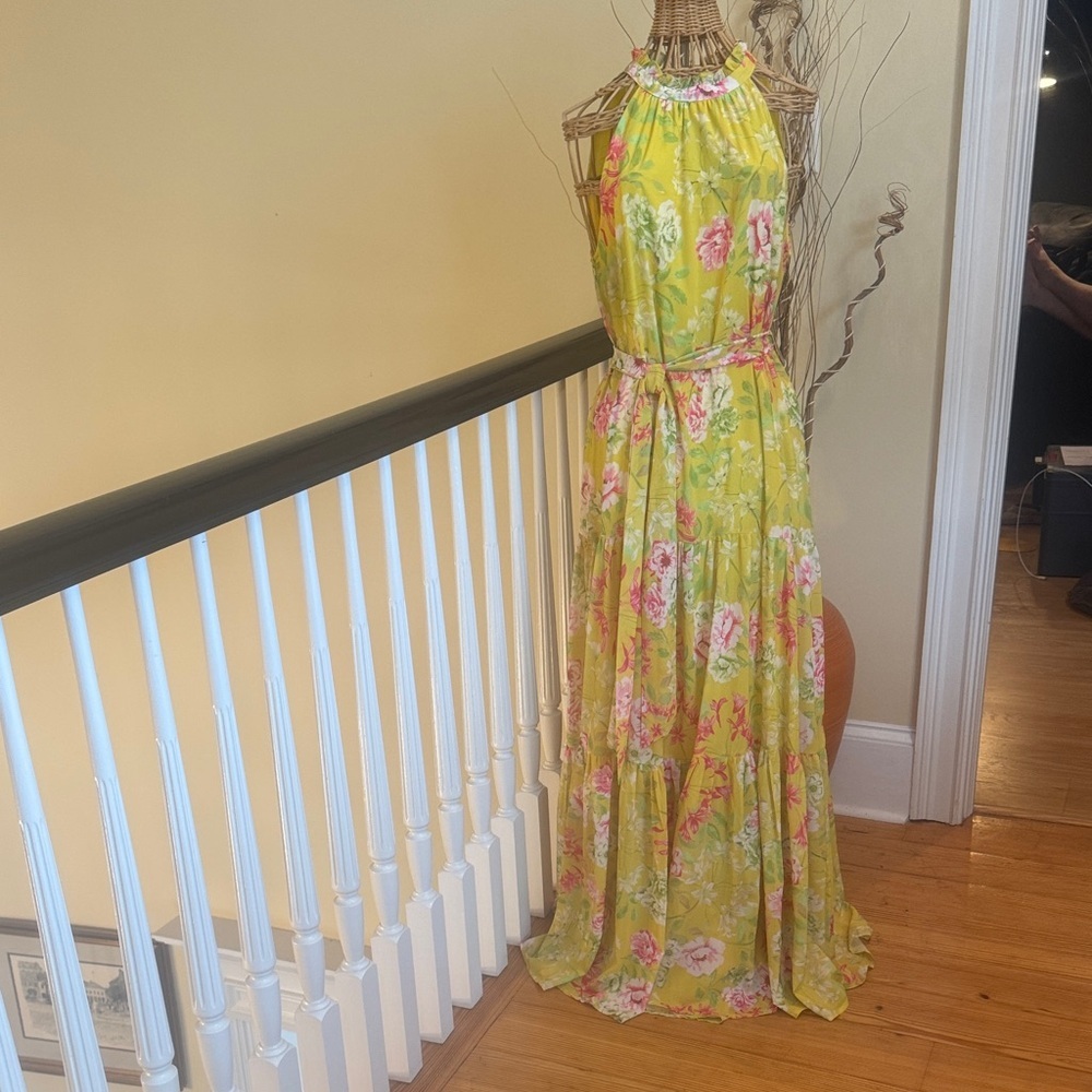 Flying Tomato yellow dress with pink white green flowers 🌺